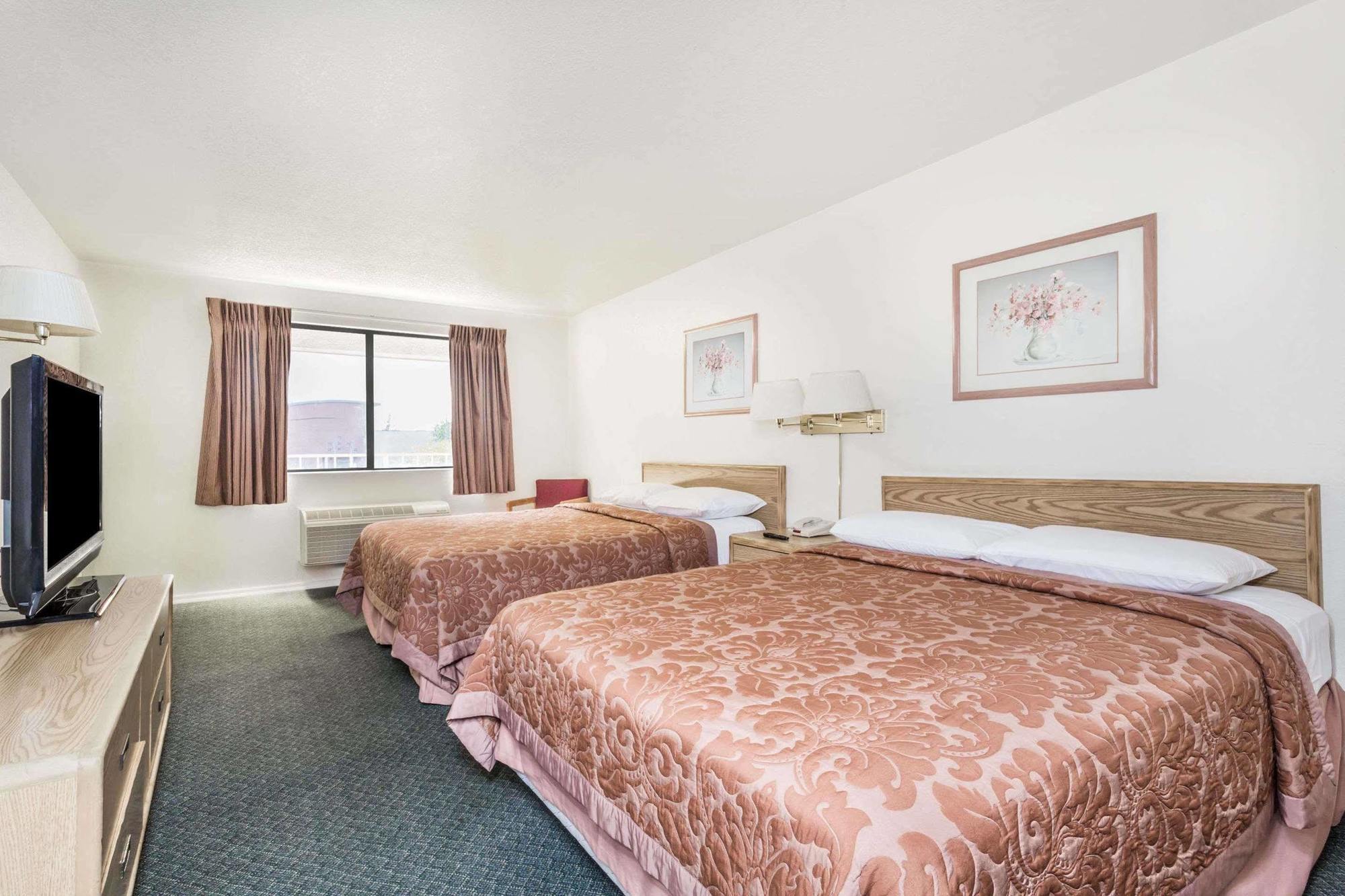 Super 8 By Wyndham Phoenix Metro North Buitenkant foto